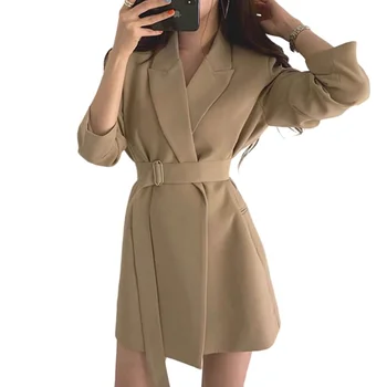 Sieviešu mazā uzvalks jaka ir 2021. jauno pavasara un rudens korejiešu vidū-garums-tērps ar jostu, slim un plānas sieviešu apģērbs