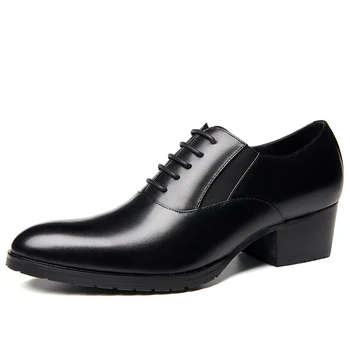 Vīriešu formālu kurpes īstas ādas oxford kurpes vīriešiem itālijas 2019 Biznesa kleitu kurpes kāzu mežģīnes ādas ikdienas apavi