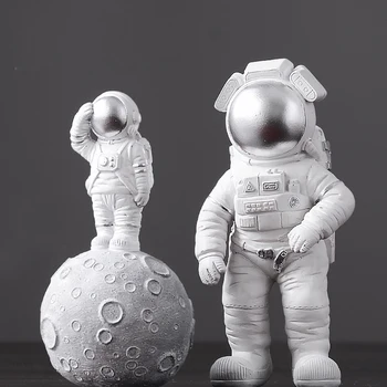 Ziemeļvalstu Radošo Sveķu Kosmosa Vīrs Astronauts Miniatūras Statuetes Apskāviens Salūts Kosmonauts Attēls Modelis Rokdarbu Mājas Rotājumi
